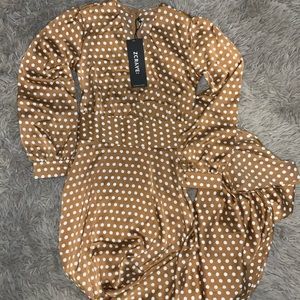 NWT Plunge Neck Maxi Dress Caramel Polka Dot
